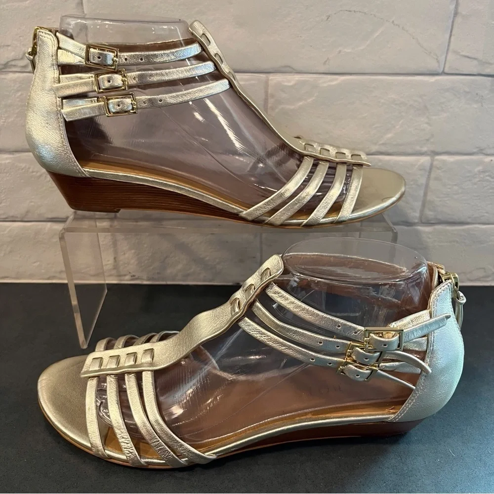 Talbots sz 7.5 gold Metallic strappy Wedge sandals